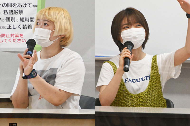 テレビ美術科のゲストは、テレビ番組の大道具を担当する美術スタッフ・吉田帆乃夏さん(写真左/(有)クリエーション 本校18年度卒)と、イベントの美術デザインなどを手がける美術スタッフ・宮本 葵さん(写真右/(株)両国硝子工業所 本校18年度卒)