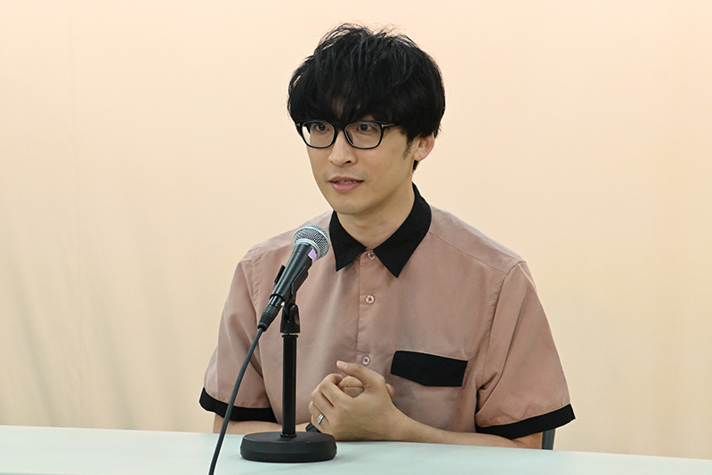 『EDENS ZERO』シキ・グランベル役、『東京リベンジャーズ』千堂敦役、『幼なじみが絶対に負けないラブコメ』阿部充役、『うたの☆プリンスさまっ♪』一十木音也役などで活躍中の卒業生声優・寺島拓篤さん