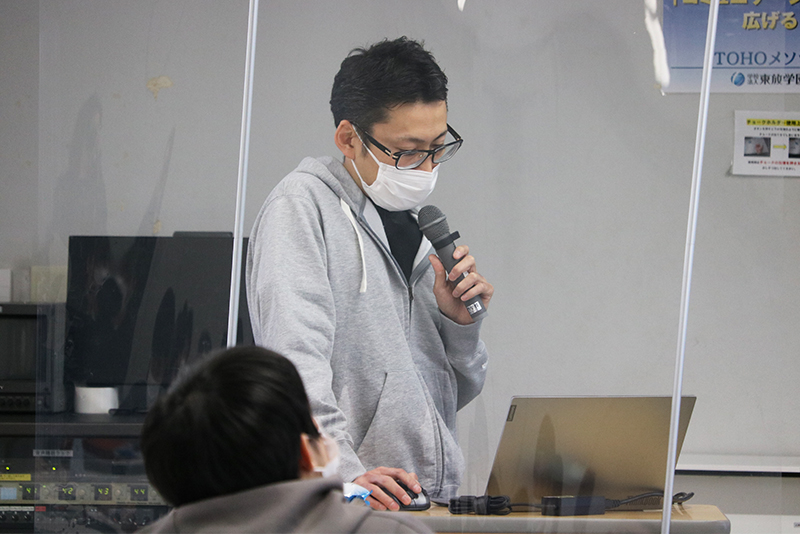 VE(ビデオエンジニア)の穂積大輔さん。東京2020オリンピックのセーリングの中継現場について詳しく解説していただきました。