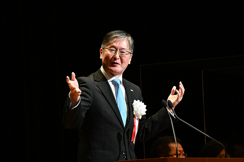 『どうぶつ奇想天外!』『さんまのスーパーからくりTV』『アッコにおまかせ!』など、数多くのTBSの人気番組を制作されました(株)TBSスパークル代表取締役社長 髙橋啓志さんより祝辞を頂きました。
