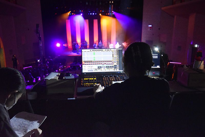 照明クリエイティブ科・放送技術科・放送音響科・音響技術科が合同でコンサート実習を開催！