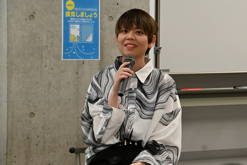 アニメ『D4DJ Double Mix』のCGモデリングを担当する卒業生が「特別講座」に来校!