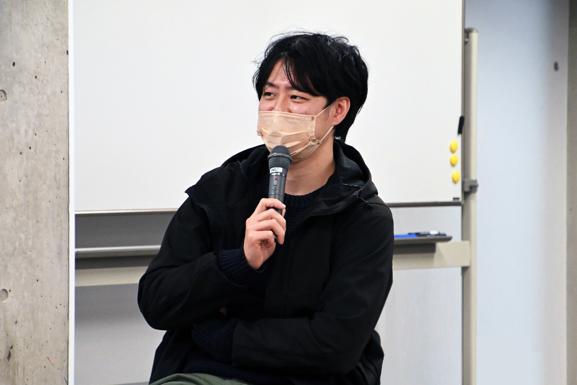 アニメ『NieR:Automata Ver1.1a』撮影監督・青嶋俊明さんによる「特別講座」を実施！