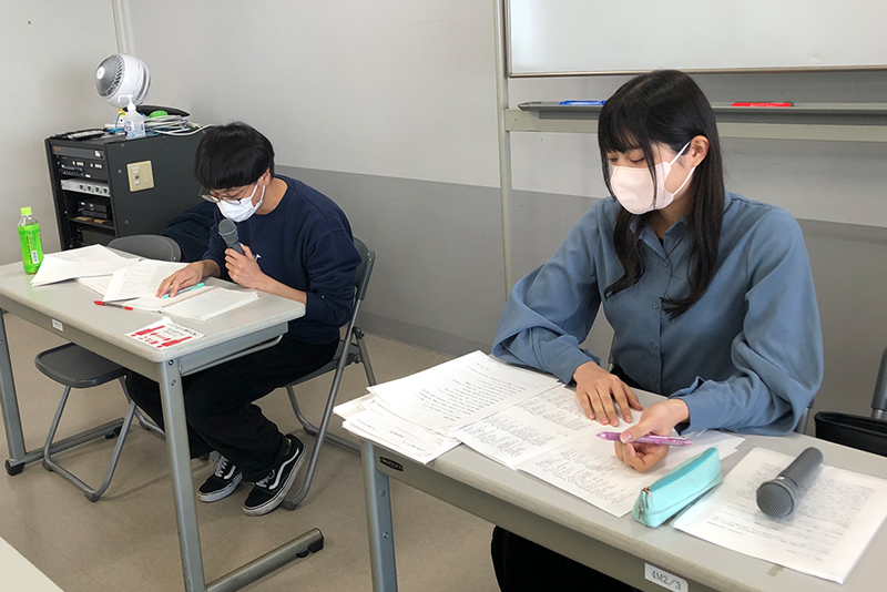 映画制作科の先輩・犬塚愛美さんと堀内友貴さん