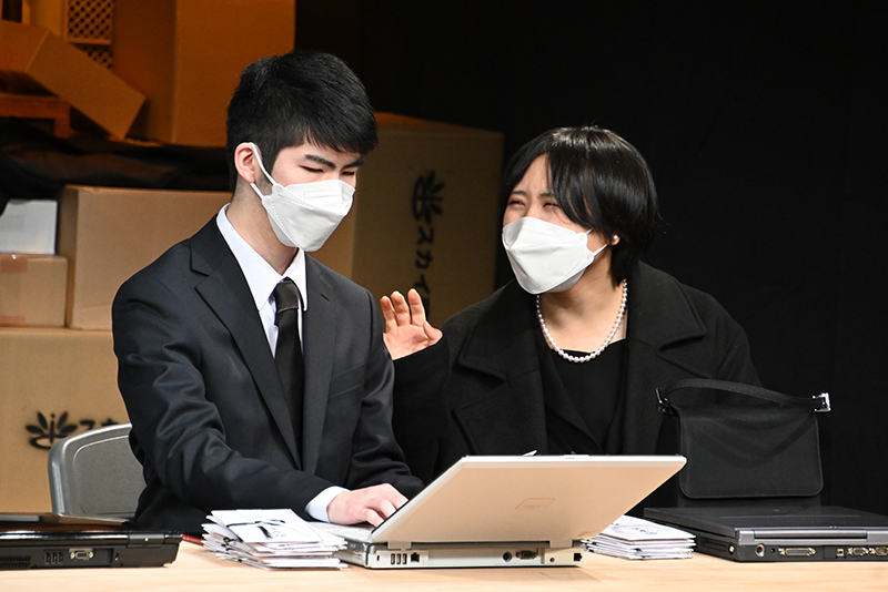 演技科「進級公演演習」の舞台『中沢の沢は難しい方の澤』が上演されました！