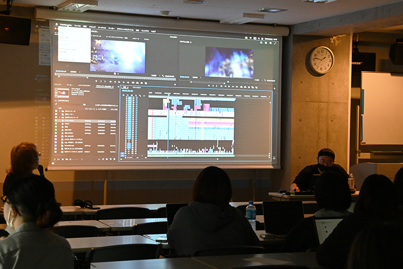 映像編集ソフト「Premiere Pro」の画面を見ながら、永井さん流の編集方法を教えてもらいました。