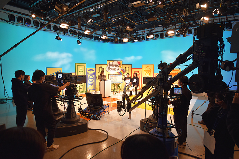 今年も「番組制作演習」で番組収録が始まりました!