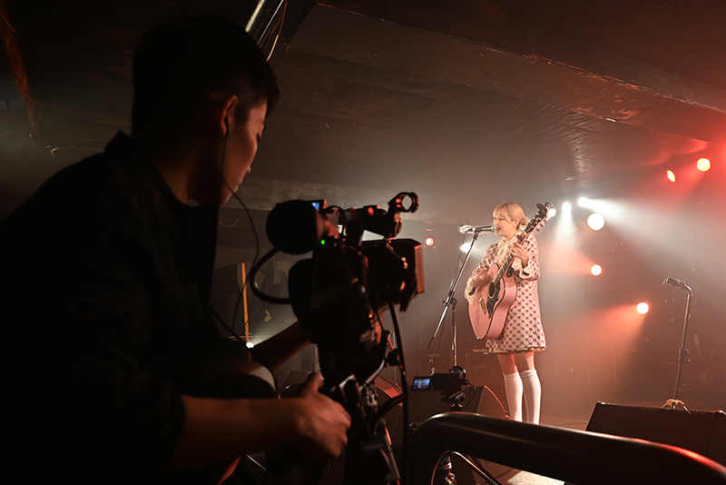 トップバッターの璃咲さん。「ミュージックビデオ制作」の実習では、MV『ライク』を制作しました♪