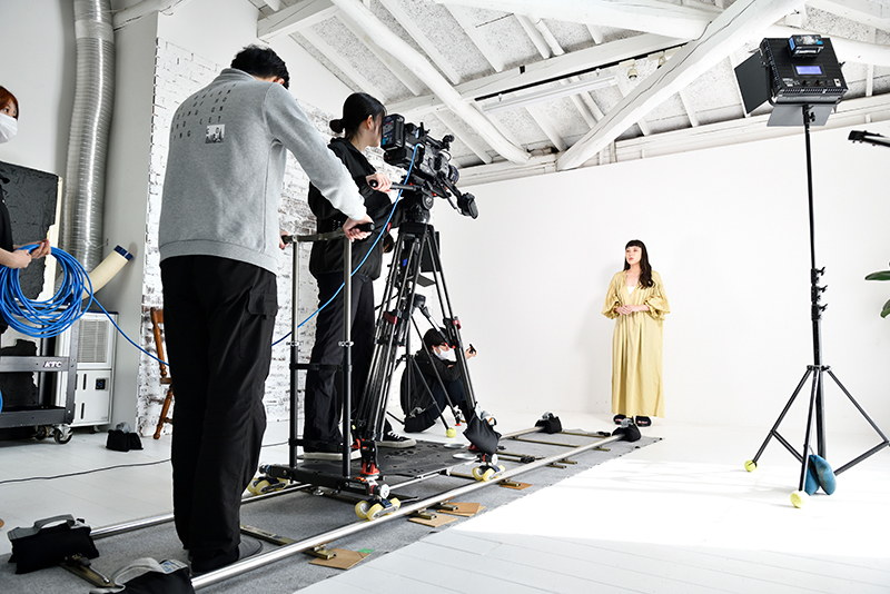 都内のハウススタジオで行われた歌唱シーンの撮影の様子