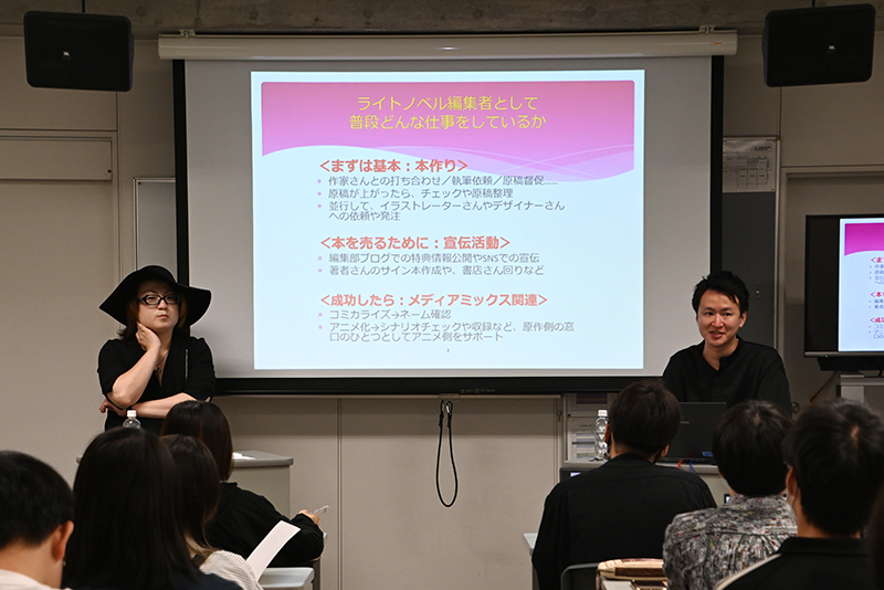 今回の「特別講座」では、講談社ラノベ文庫の編集長・庄司智さんと上野朋裕さんをお迎え。
