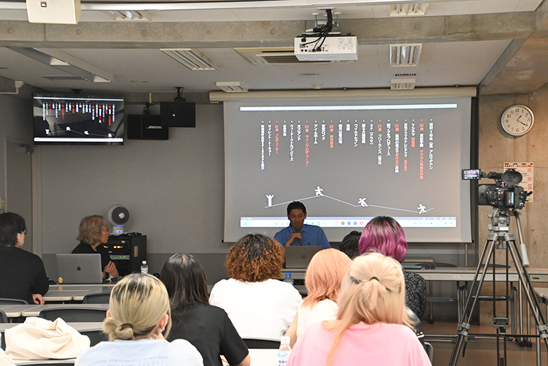 学生たちが積極的に意見を発表!