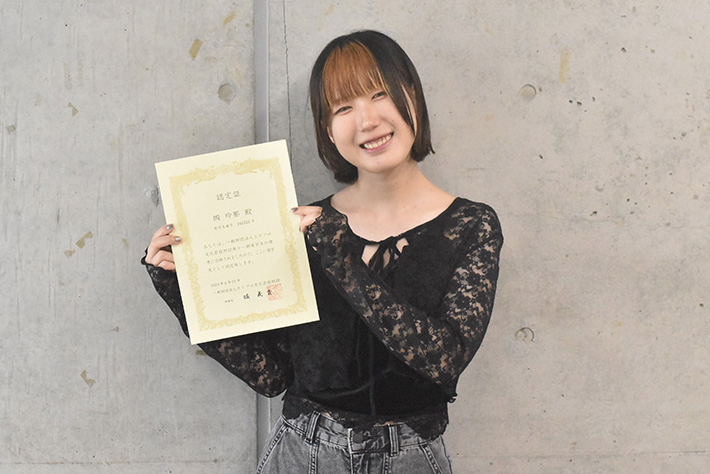 「ホリプロ文化芸能財団奨学金」の奨学生として放送音響科の在校生が採用されました!
