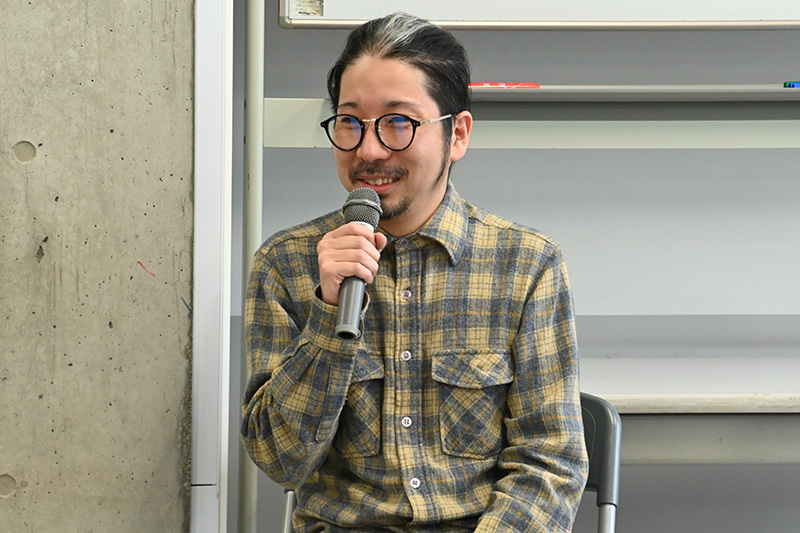 脚本を担当した本校卒業生の西 貴人さん(08年度卒)