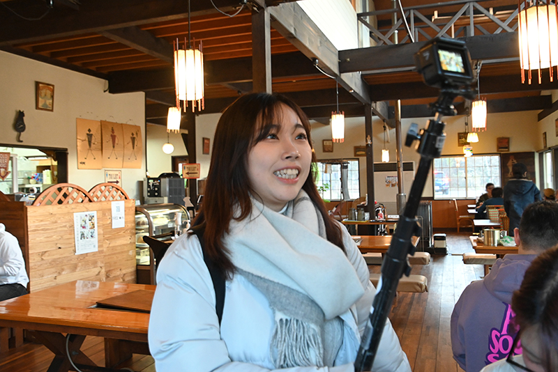 出演も学生が担当します