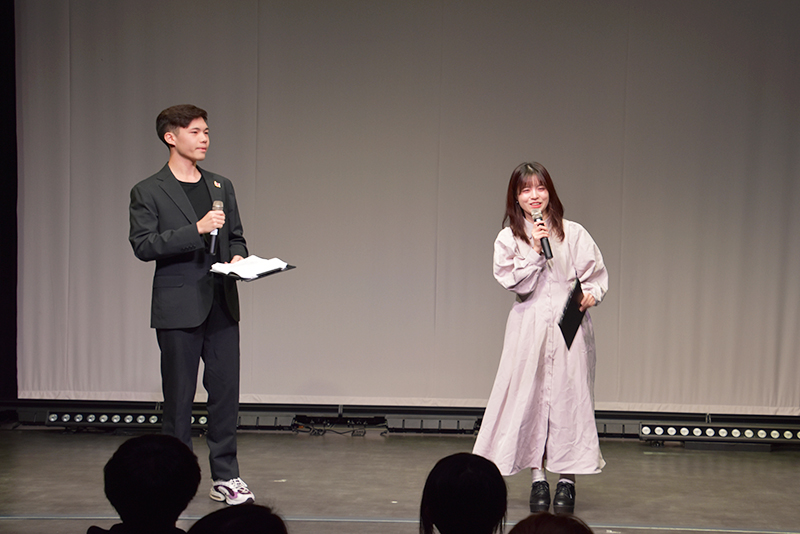 ゲストMCに卒業生ゲームタレント、声優の芦澤佳純さんが登場。