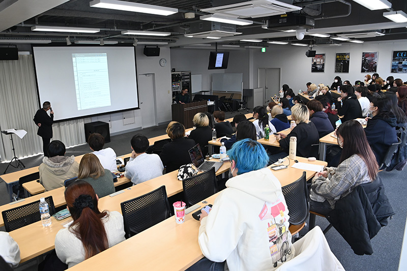 技術スタッフとしての現場での立ち回りを学ぶことができました