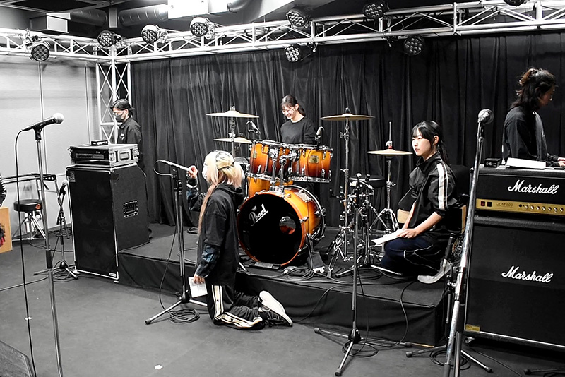 「進級制作」で有観客ライブを開催!