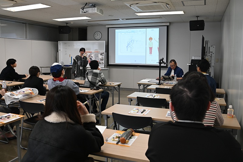 アニメや作画の参考書には載っていない、リアルな修正指導の様子をみることができました