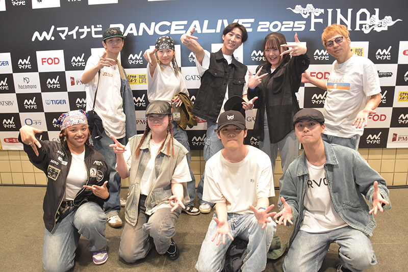 TaG CrewのメンバーとSETO先生で記念撮影!おつかれさまでした!