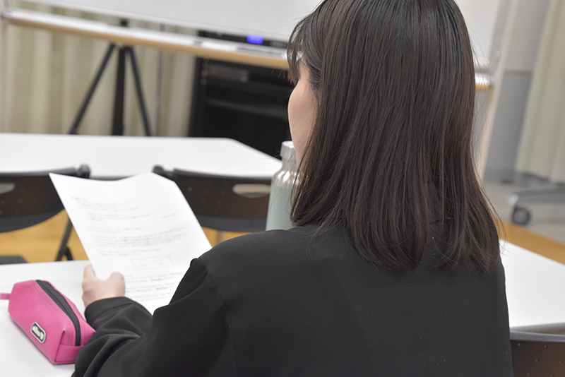 歌詞に込められた意味を深堀りしていくことで、作詞をする際のヒントを得ます