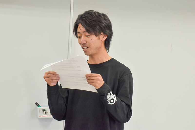 選ばれた学生が今後スタジアムでDJを担当します!