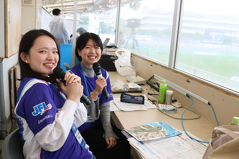 この日スタジアムDJを担当したのは、アナウンス科の卒業生と2年生の先輩