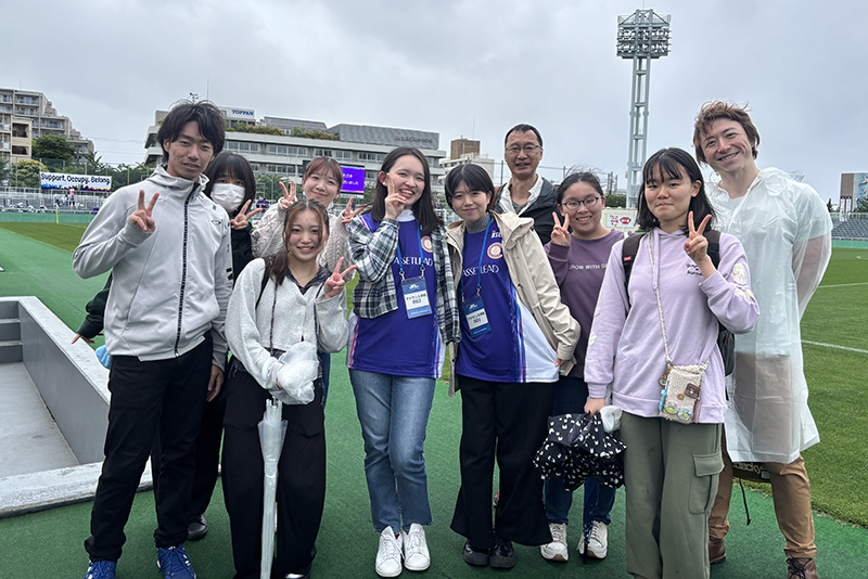 あいにくの雨でしたが、楽しく試合観戦できました!