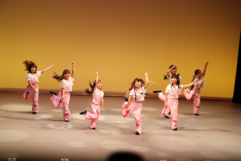 アナウンス科の学生が『第12回ジェリーフィッシュダンススタジオ発表会』のMC・影アナウンスを担当!