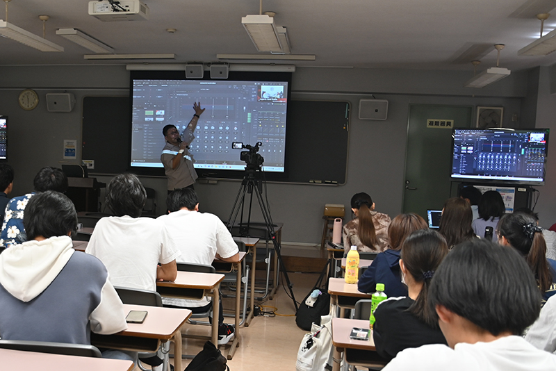 「DaVinci Resolve」を活用したラジオ番組の編集についても解説してくれました!