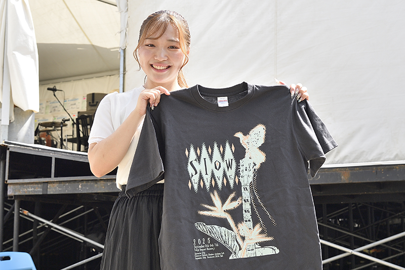 スタッフTシャツを着て本番にのぞみます!