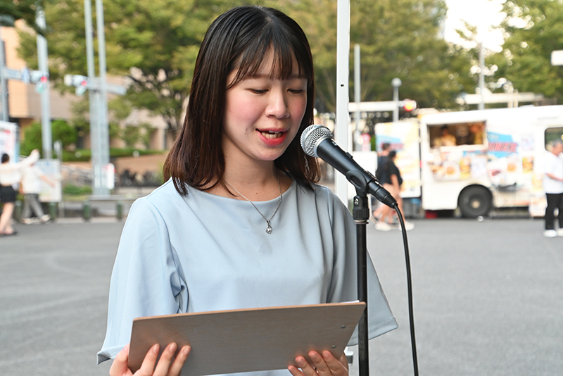 開場後にアナウンススタート!キッチンカーの紹介や注意事項などをアナウンス