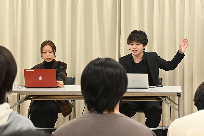 ライブ配信&動画アプリ「ミクチャ」の開発・運営を行う株式会社DONUTSより、稲留様と永峯様にお越しいただきました