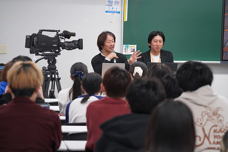 報道番組のロケ現場を解説!(株)フレックスによる放送技術科「業界特別講座」