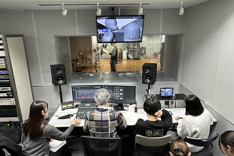 アニメーション・CG科×声優科×放送音響科コラボ！オリジナルアニメのアフレコ収録を実施