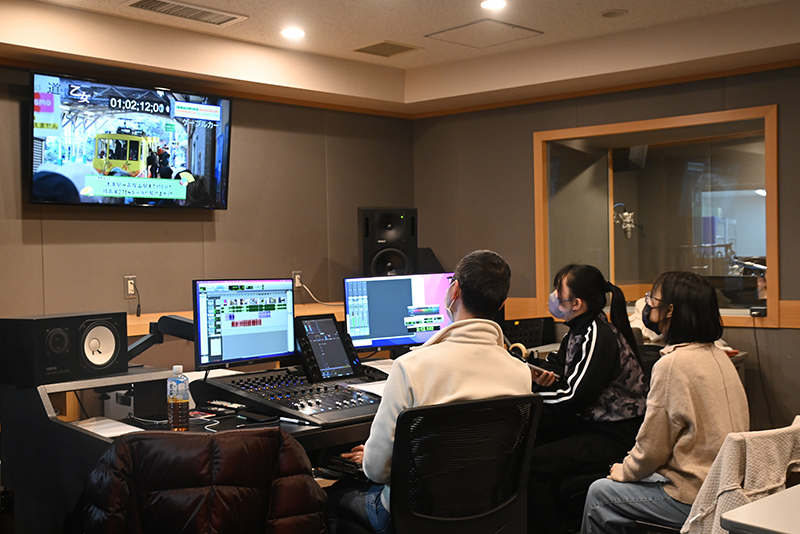 オリジナル番組のナレーション録りに挑戦！