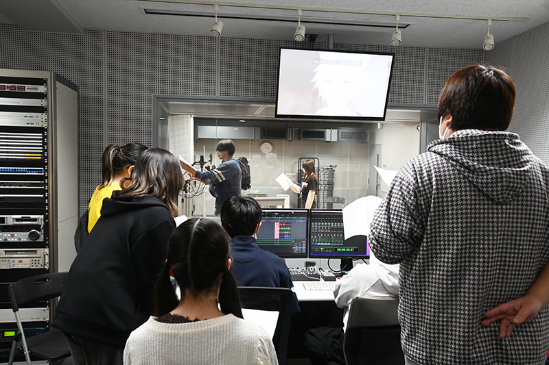 声優科と放送音響科のコラボイベントを開催!声優とアニメ音響スタッフに分かれて、アフレコ収録にチャレンジしました!