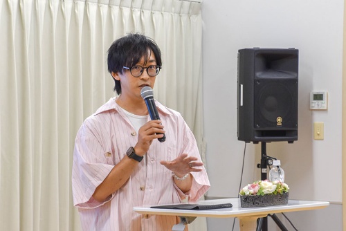 アニメ『拷問バイトくんの日常』シウ役などで活躍中の卒業生 声優・寺島拓篤さんが来校！