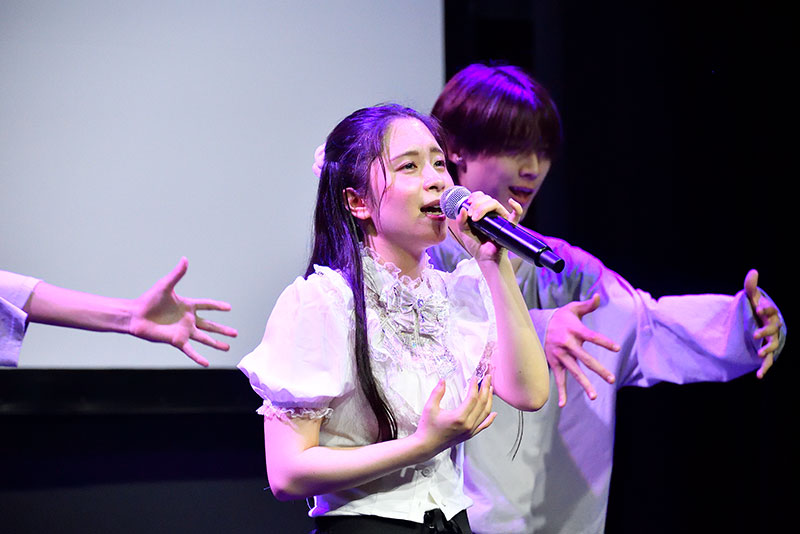 <p>LOCK・R&amp;B・BREAKINGなどジャンルごとのパフォーマンスに加え、それぞれの個性を生かしたソロステージも披露！</p>