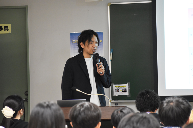 <p>ソニーマーケティング（株）の肥後淳基さんが来校</p>