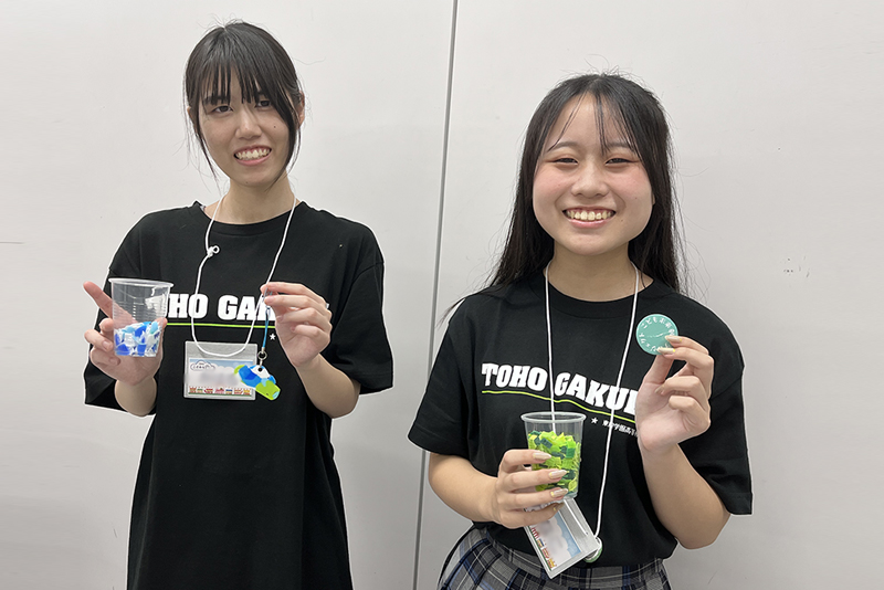 <p>アクリルスタンドや缶バッジ、キーホルダー作りのコーナーでは、世界にひとつだけのオリジナルグッズ制作に挑戦！</p>