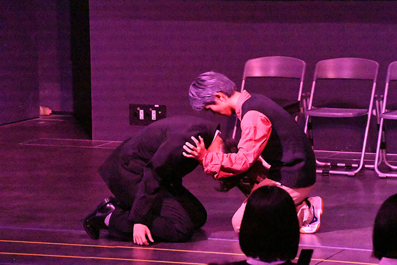 脚本・演出・出演すべてを学生が手がける自主公演『ホーム』を上演!