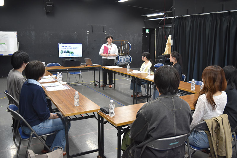 <p>劇団青年座の舞台『第三の証言』の稽古場を見学しました！</p>