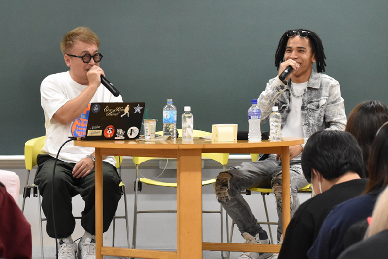 声優をめざすうえで大切な心構えや、自分の強みの見つけ方・伸ばし方などについてお話しいただきました。