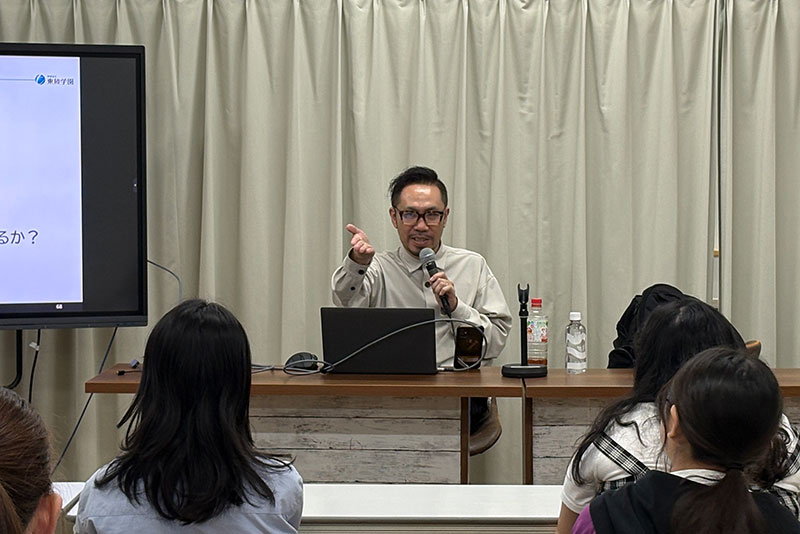 <p>“企画力”を高めるための考え方や、日常生活の中でプロの視点を持ち続けることの大切さを学びました</p>