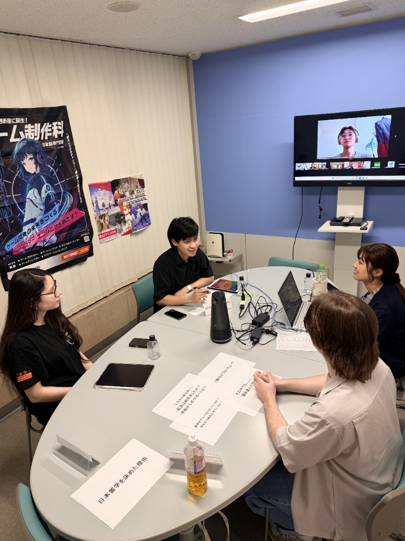 <p>座談会本番中の様子です。楽しく学校生活について語りました！</p><p></p>