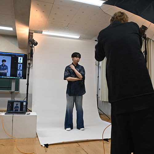 プロカメラマン＆メイクアップアーティストがオーディション写真のポイントを伝授！