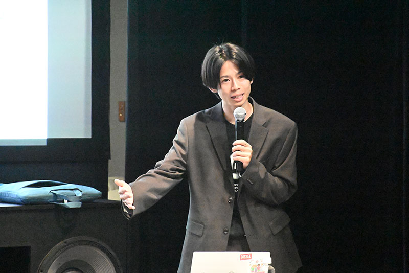 マネージャーの西原さんからは裏方としての目線から学生にアドバイスをいただきました