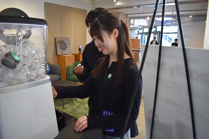 <p>Spotify”ON AIR”Loungeでガチャを補充</p>