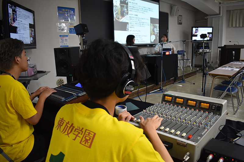 <p>音声を担当するのは、音声メディア科の学生です</p>